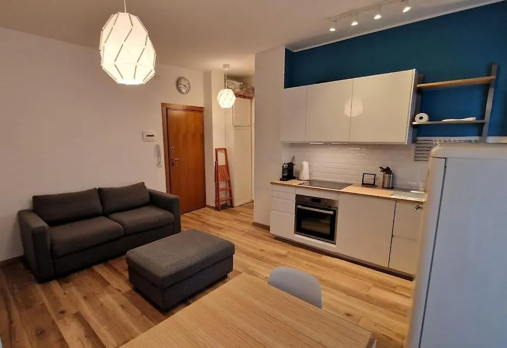 Apartment Monolocale Blu Studio Flat - Fondazione Prada, Ieo, Duomo 15 Minuti Milan Italy