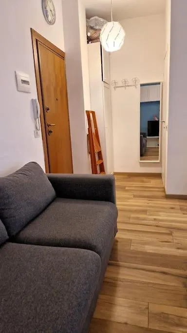 Apartment Monolocale Blu Studio Flat - Fondazione Prada, Ieo, Duomo 15 Minuti Milan